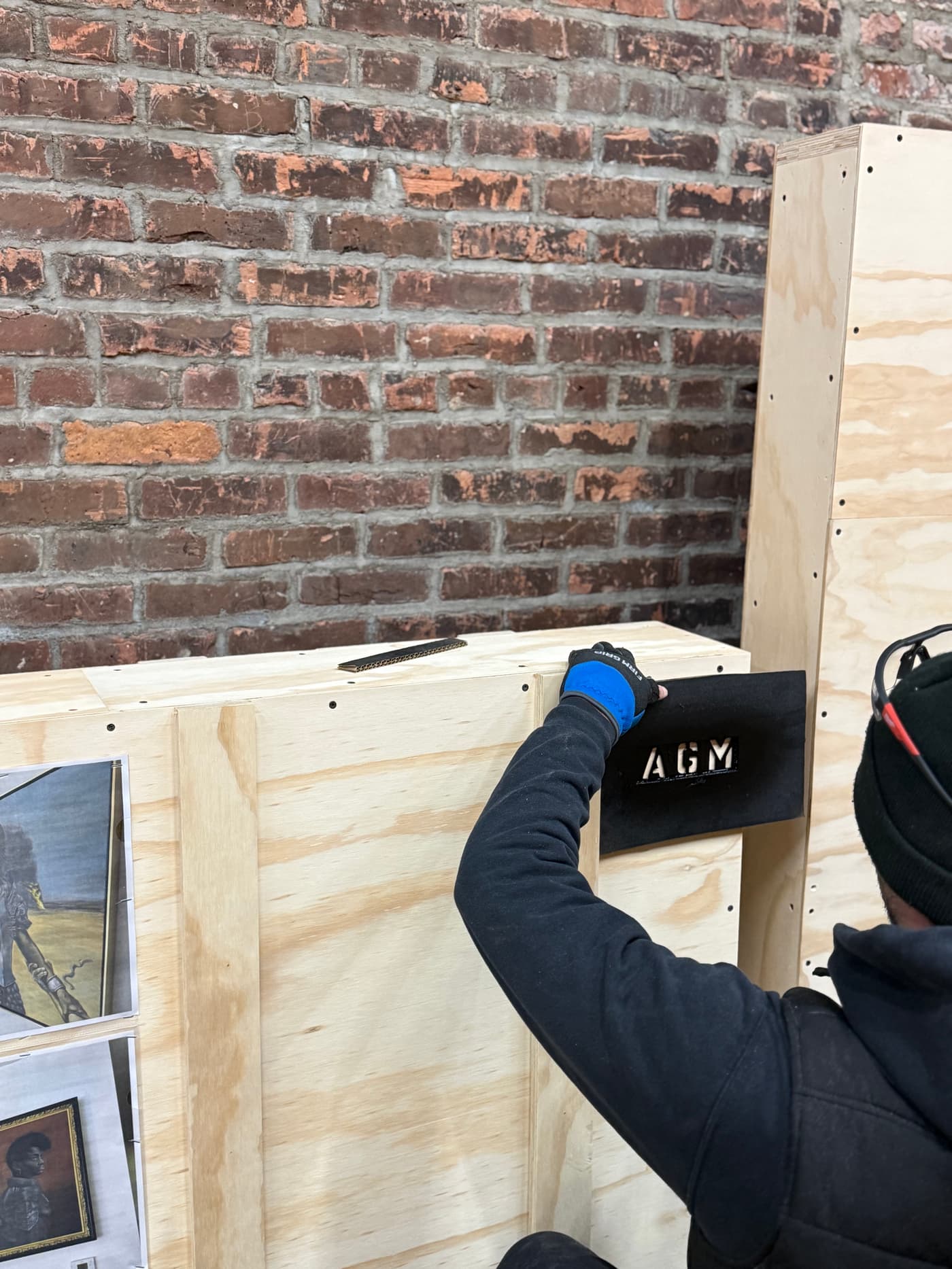 Art Handling & Installation